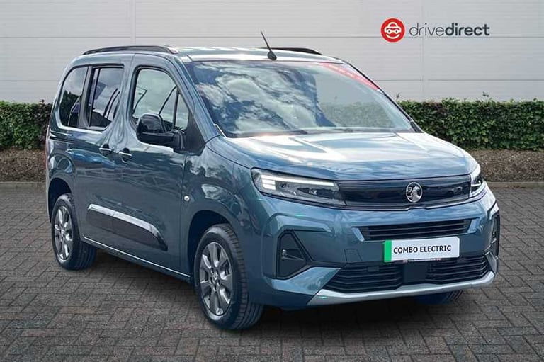 2024 Vauxhall Combo Life Electric 50kWh Ultimate MPV 5dr Electric Auto (7.4kW Charger) (136 ps) M...