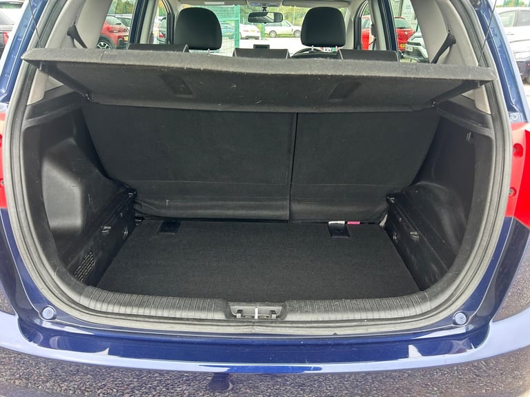 2011 Kia Venga 1.4 3 Euro 5 5dr HATCHBACK Petrol Manual