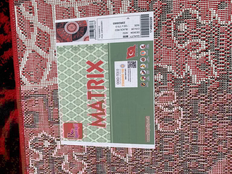 Unusual Rug. Size 120 x 170
