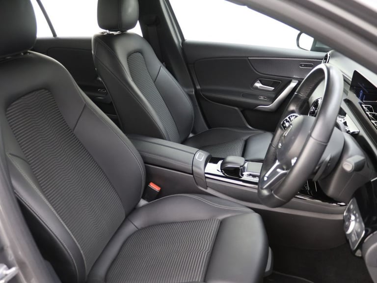 2019 Mercedes-Benz A-Class 1.3 A200 Sport (Executive) Hatchback 5dr Petrol 7G-DCT Euro 6 (s/s) (1...