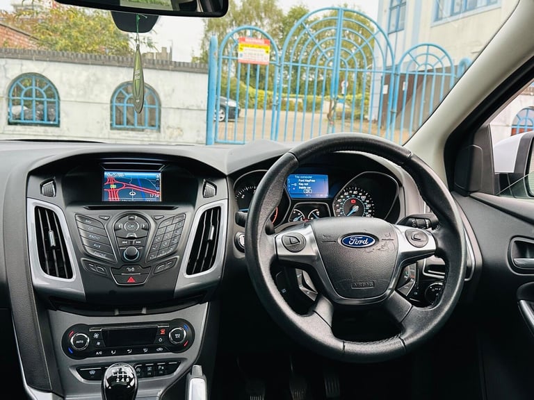 2011 Ford Focus 1.6 TDCi Titanium X Euro 5 (s/s) 5dr HATCHBACK Diesel Manual