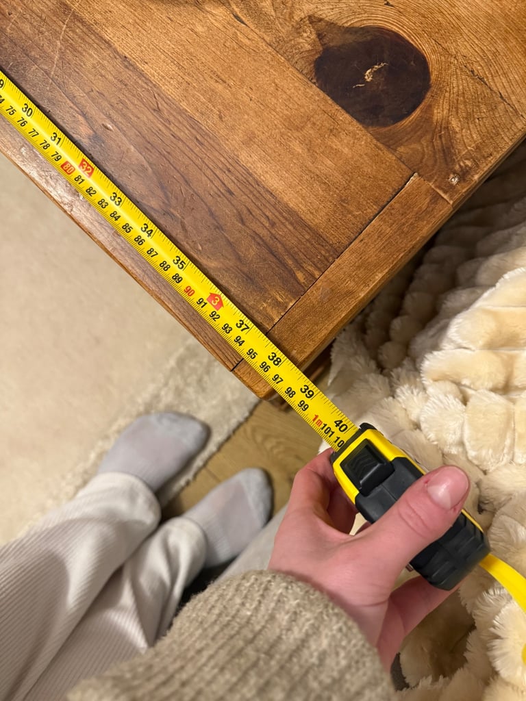 Solid wood storage coffee table 