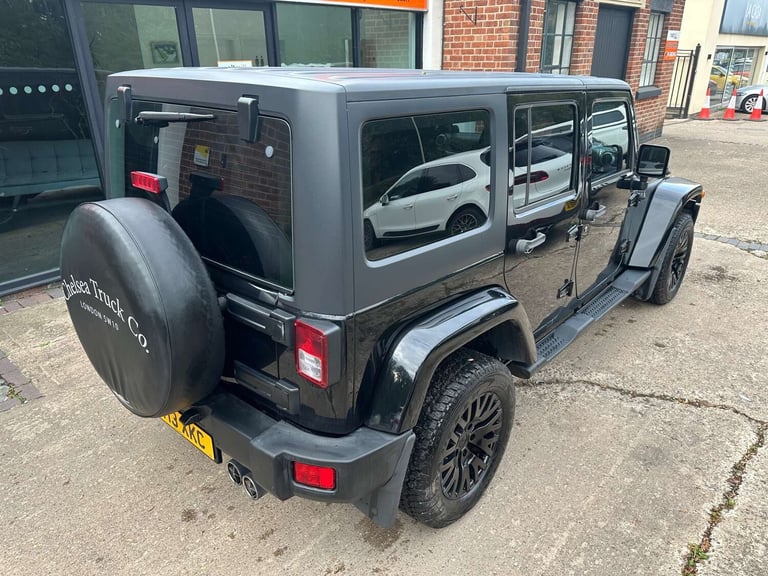 2013 Jeep Wrangler 2.8 Wrangler Sahara Unlimited CRD 197 Auto 4WD 4dr SUV Diesel Automatic