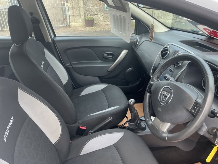 2016 Dacia Sandero Stepway 1.5 dCi Laureate 5dr HATCHBACK DIESEL Manual