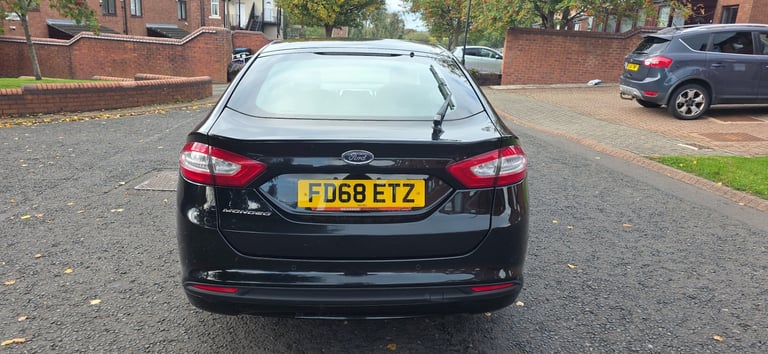 2018 Ford Mondeo 2.0 TDCi ECOnetic Zetec Edition 5dr HATCHBACK Diesel Manual