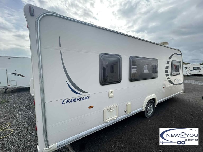 2010 Bailey Pageant Champagne 4 Berth - End bathroom - STOCK NO S051