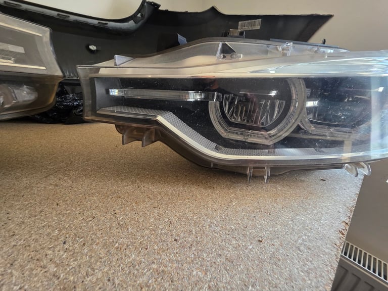 BMW 3 SERIES F30 F31 2016-2019 LED SINGLE HEADLIGHT BREAKING PARTS 
