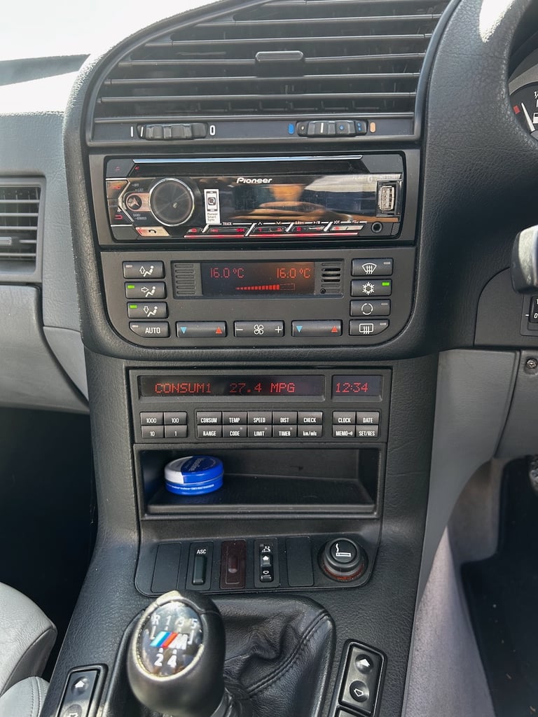 1998 BMW E36 328i ULEZ Manual Convertible
