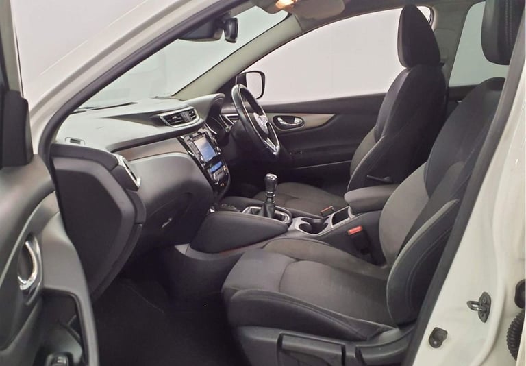 2017 Nissan Qashqai 1.5 Turbo Diesel (DCI), N Connecta, SUV, 5 Door, Manual, Euro 6. HATCHBACK Di...