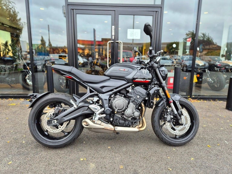 image for 2025 TRIUMPH TRIDENT 660