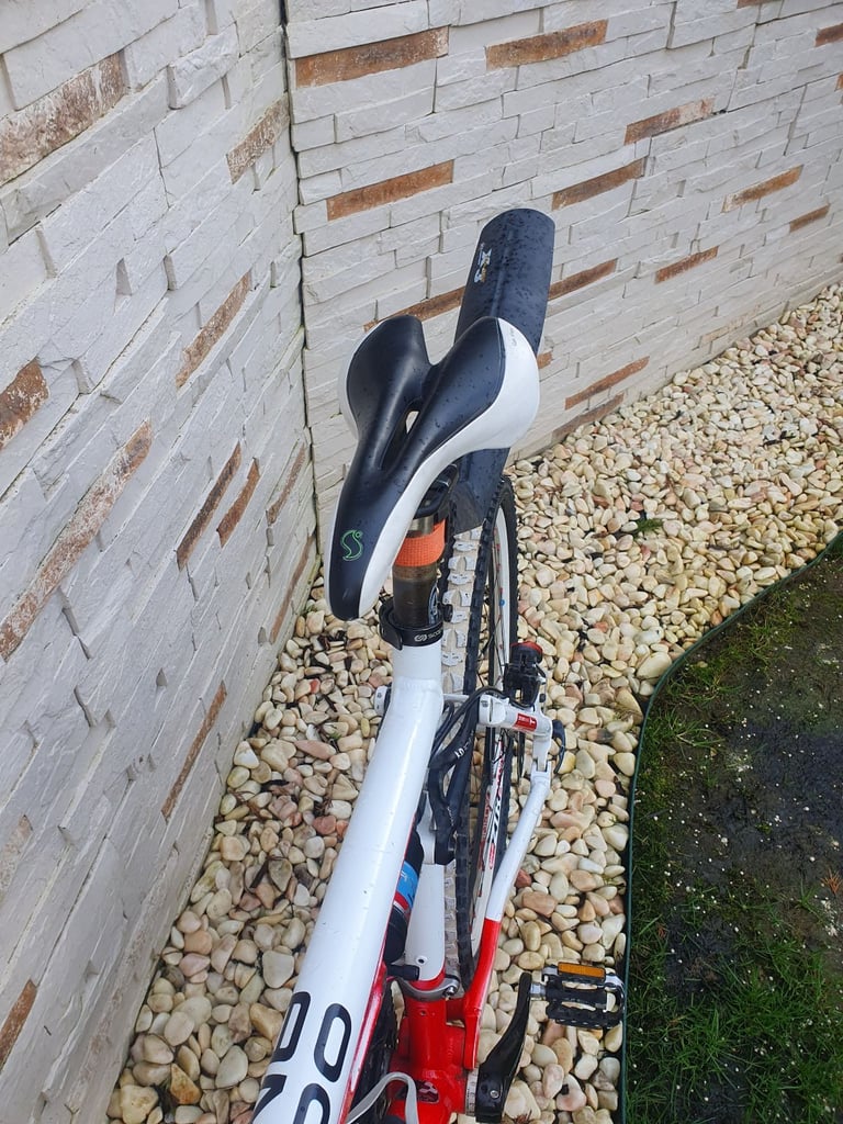 Cube bike