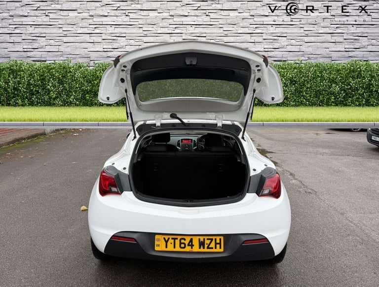 2014 Vauxhall Astra 1.4 Astra GTC Sport S/S 3dr Coupe Petrol Manual