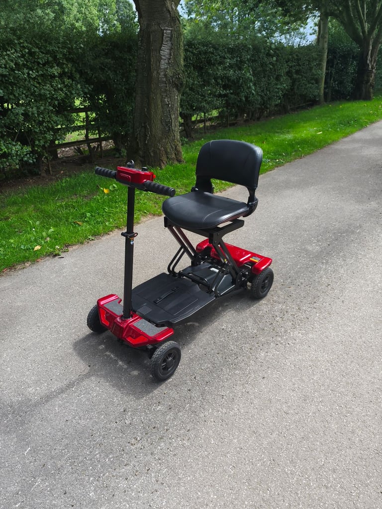 Automatic folding 4mph car boot mobility scooter with lithium batteries 