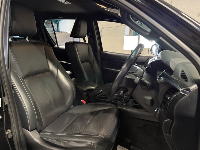 2018 68 TOYOTA HI-LUX 2.4 D-4D INVINCIBLE X PICKUP DOUBLE CAB 4DR DIESEL AUTO 4W
