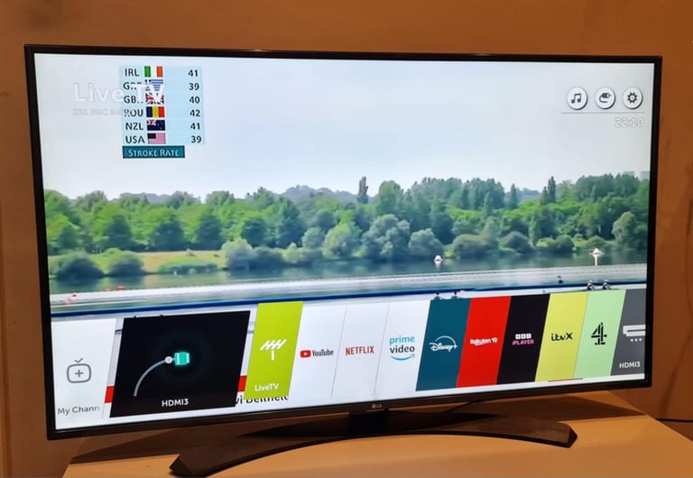 49 inches Smart LG 4K UHD TV 