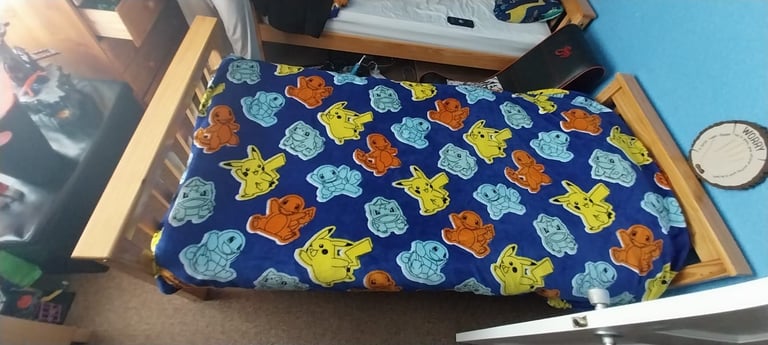 Single pine bed with no mattress can deliver for a small charge