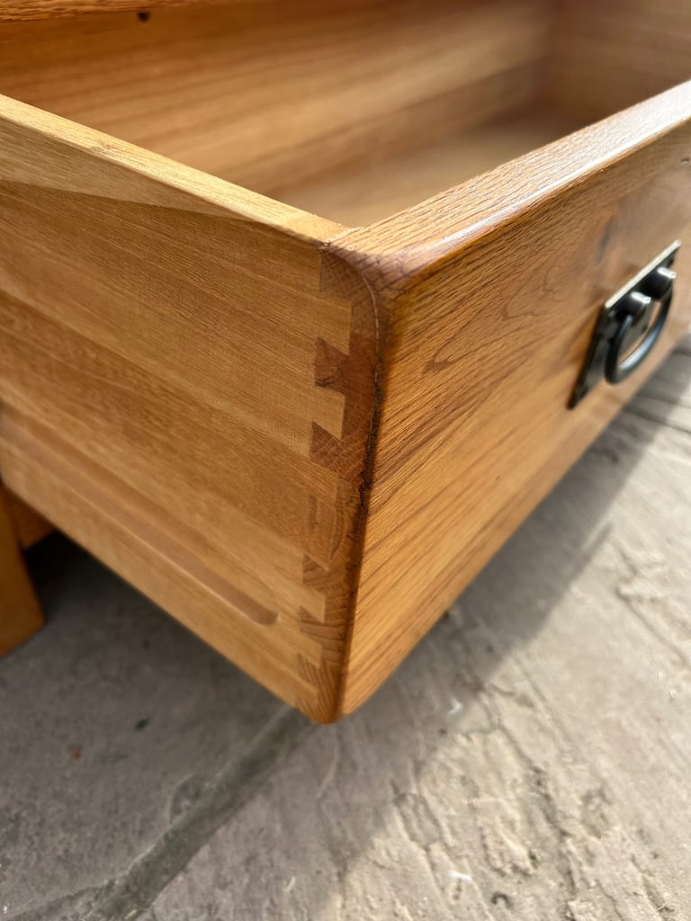 Rustic Solid Oak Corner TV Stand - Excellent Condition 