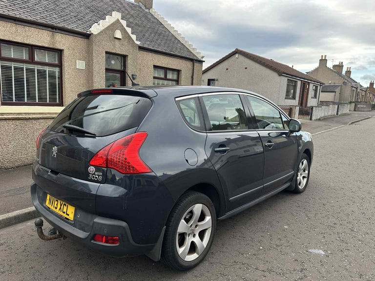 Peugeot, 3008, Hatchback, 2013, Semi-Auto, 1560 (cc), 5 doors