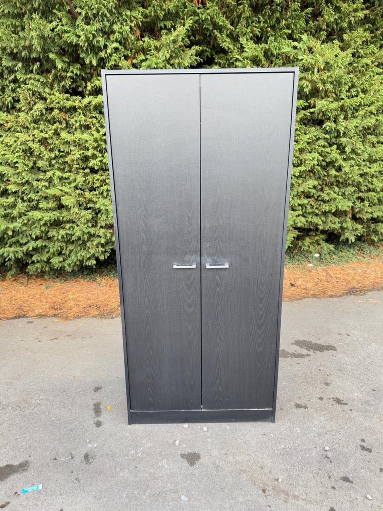 image for 2x Black wardrobes. Each £95(we can deliver)