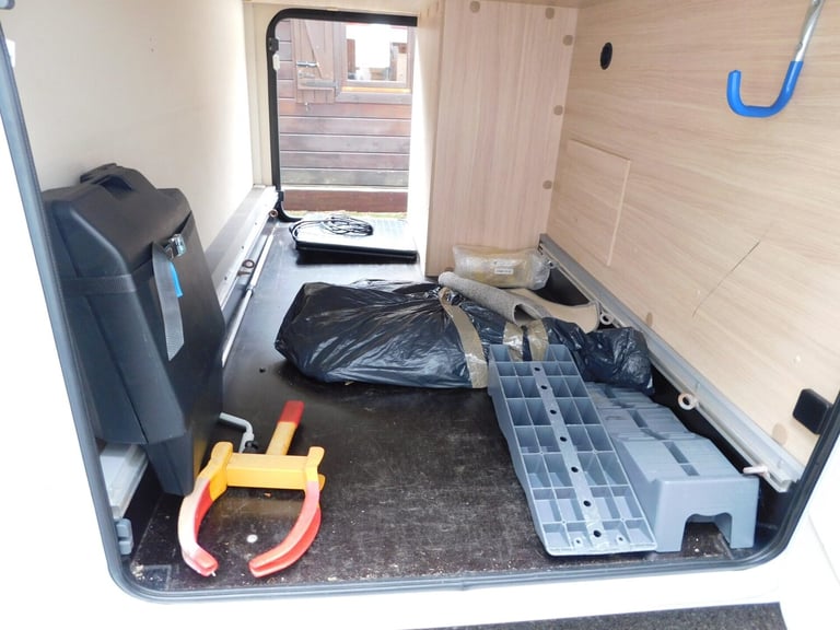 2018 SUNLIGHT T69L 4 Berth Low Line Motorhome Fiat Ducato 2.3 M/Jet 130 DIESEL Manual