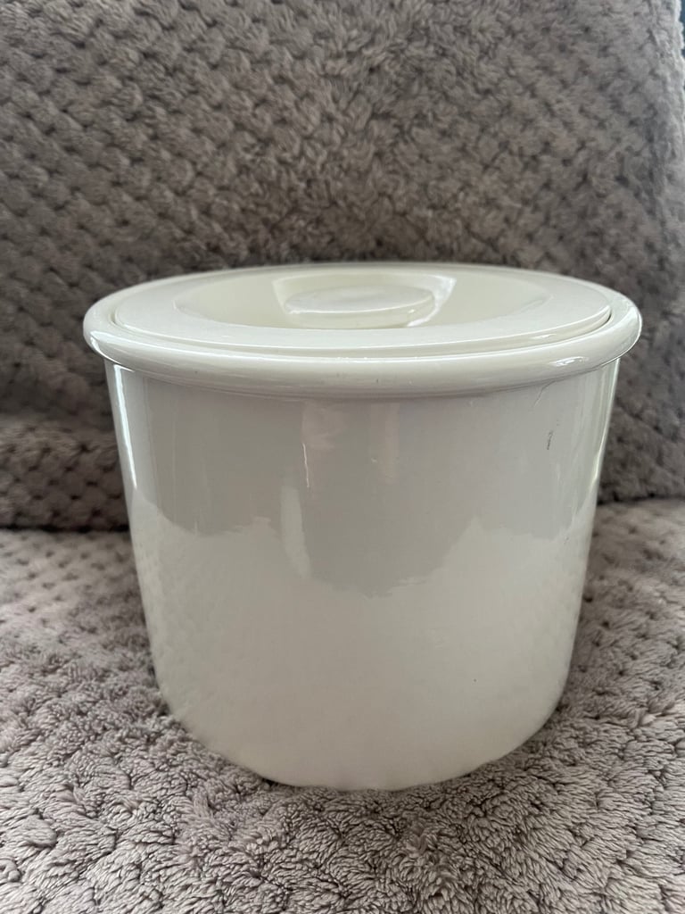 image for White ceramic jar with lid