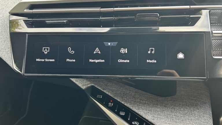 2025 Peugeot 5008 1.2 Hybrid 136 GT 5dr e-DSC6 Petrol Estate Estate Petrol Automatic