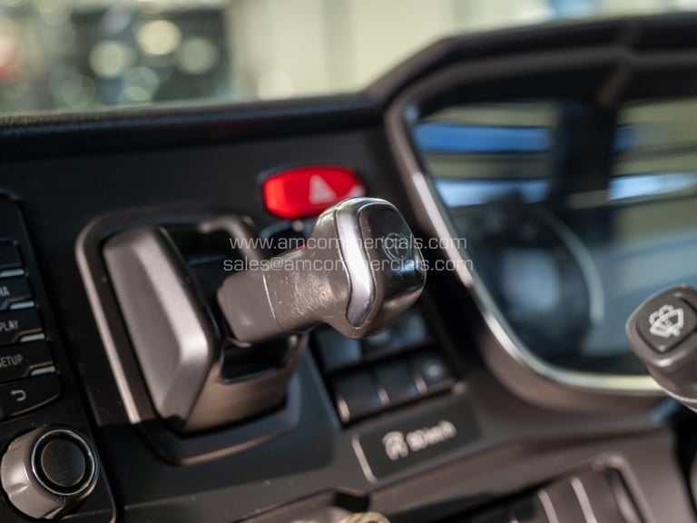 2020 (69) SCANIA S580 V8 HIGHLINE 6X2 TAG AXLE