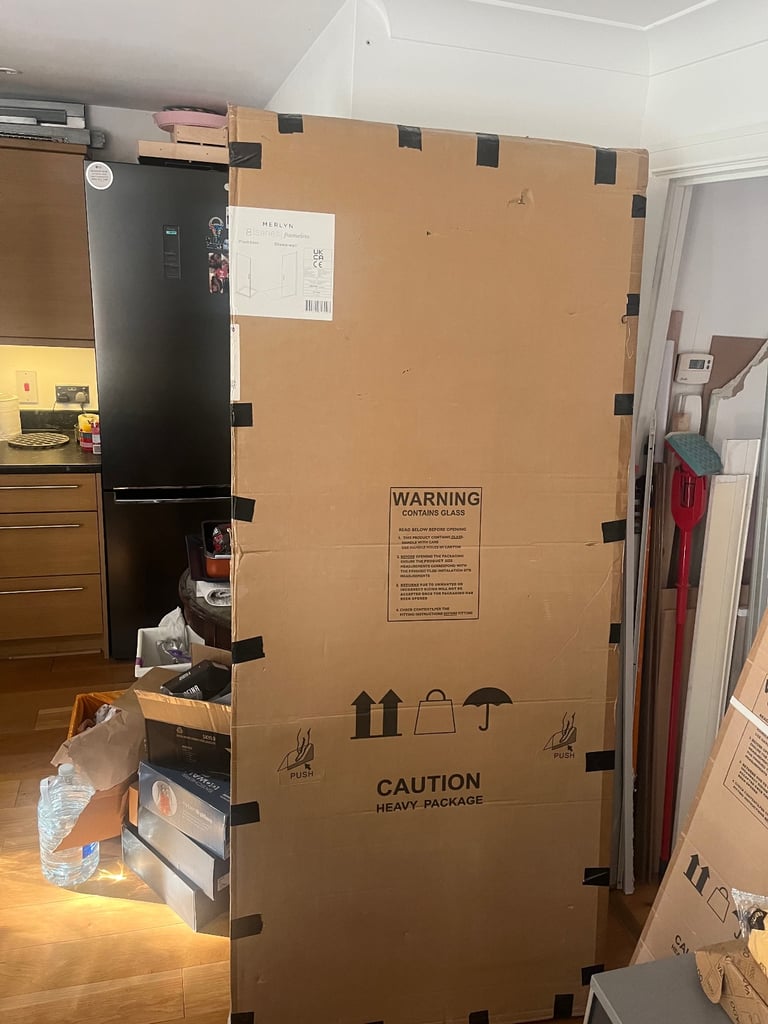 Merlyn 8 Series Frameless Pivot Shower Door 900mm Chrome | RRP £1147 | New