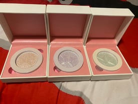 Jeffree Star extreme frost highlighter x3