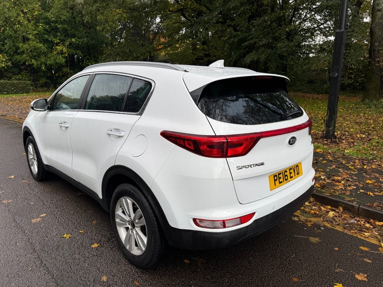 2016 Kia Sportage 1.7 CRDi ISG 2 5dr SUV Diesel Manual