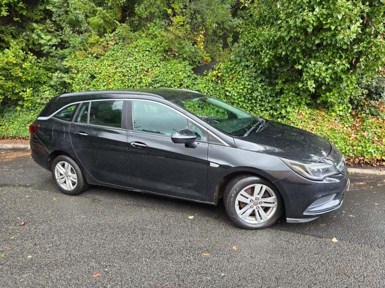 image for 2017 VAUXHALL ASTRA 1.6 CDTI BLUEINJECTION DESIGN SPORTS TOURER EURO6 EX POLICE