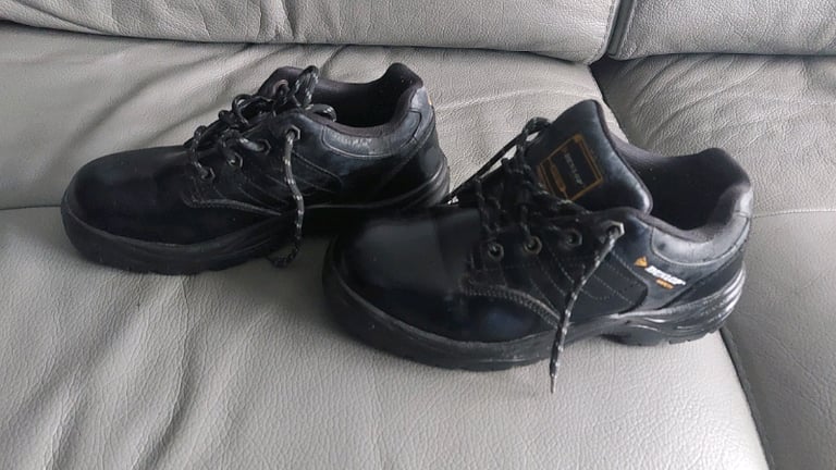 Safety shoes | in Southampton, Hampshire | Gumtree