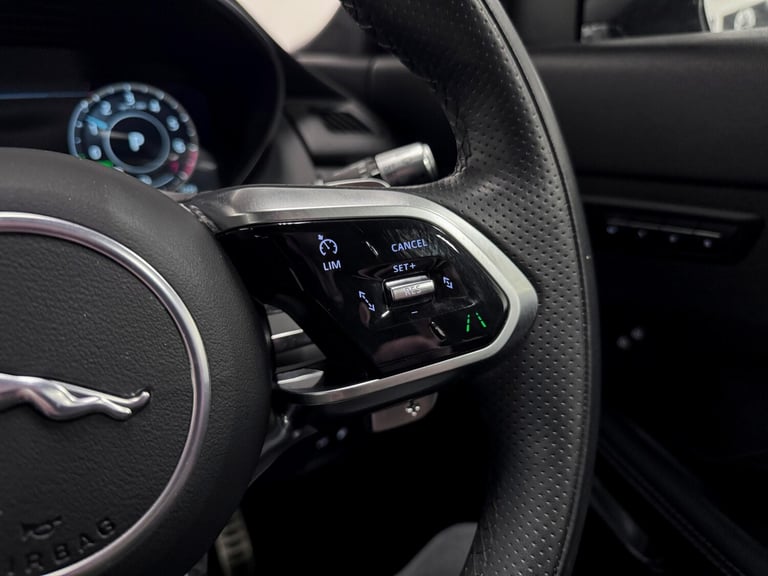 2022 Jaguar E-Pace 1.5 P300e R-Dynamic HSE 5dr Auto ESTATE PETROL/ELECTRIC Automatic