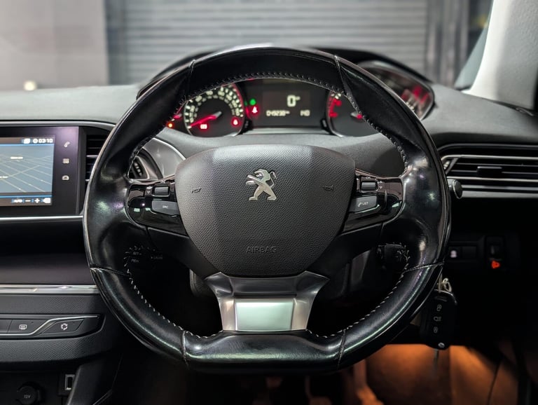 2017 Peugeot 308 SW 1.2 PureTech Allure Estate 5dr Petrol Manual Euro 6 (s/s) (130 ps) ESTATE Pet...