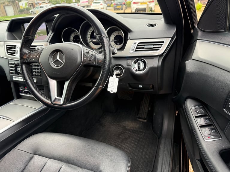 2013 Mercedes-Benz E Class 2.1 E220 CDI SE Saloon 4dr Diesel G-Tronic+ Euro 5