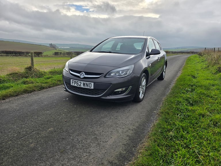 Vauxhall, ASTRA SRI, Hatchback, 2013, Manual, 1398 (cc), 5 doors