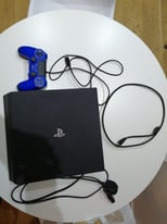 PS4 PRO 1TB + Bundle with 9 Games, Headset TURTLE BEACH PRO ELITE and BACK BUTTON ATTACHMENT 