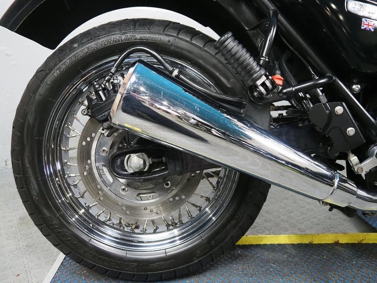 Triumph Thunderbird Sport 900 triple ,fantastic classic naked roadster 