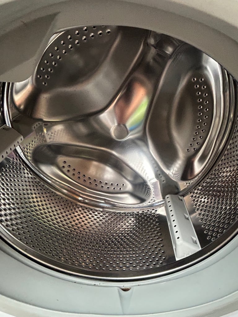 Hotpoint Slimline Washing Machine 