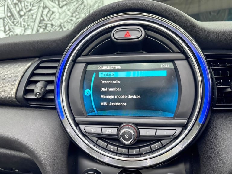 2020 MINI Convertible 1.5 Cooper Exclusive Convertible 2dr Petrol Manual Euro 6 (s/s) (136 ps) Co...