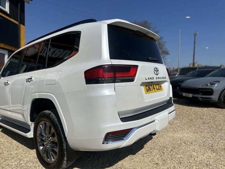2024 74 TOYOTA LAND CRUISER 3.3L TWIN-TURBO DIESEL 300 V6 TD AUTO SAHARA ZX DIES