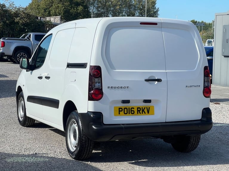 2016 Peugeot Partner 1.6 HDi 850 S Panel Van 4dr Diesel Manual L1 (132 g/km , 92 bhp) Van Diesel ...