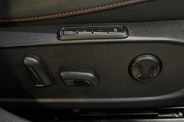 2021 SEAT Leon 1.5 TSI EVO FR Sport 5dr HATCHBACK PETROL Manual