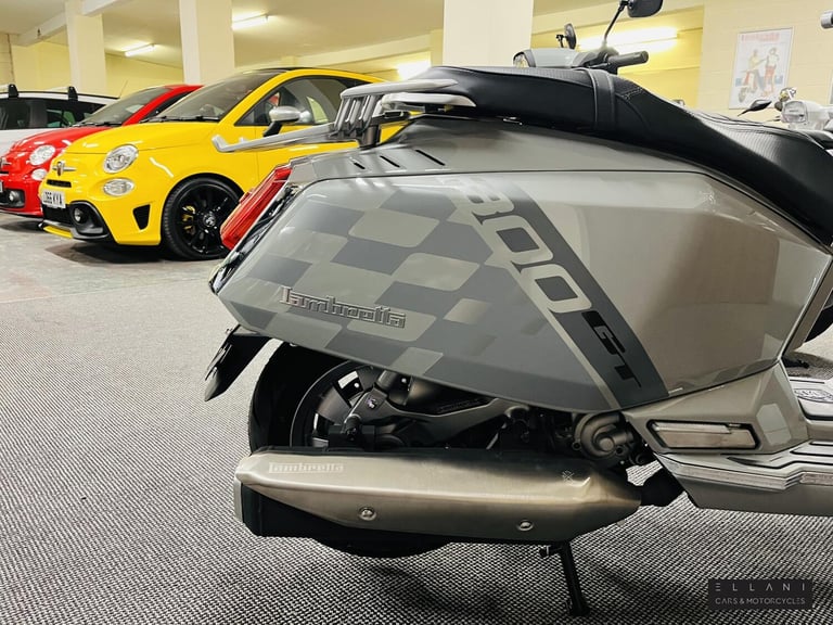 2025 Lambretta X 300 300 Scooter Petrol Automatic Euro 5 (25 ps) Scooter Petrol Automatic