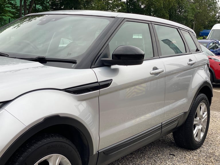 2017 Land Rover Range Rover Evoque 2.0 eD4 SE Tech FWD Euro 6 (s/s) 5dr ESTATE Diesel Manual