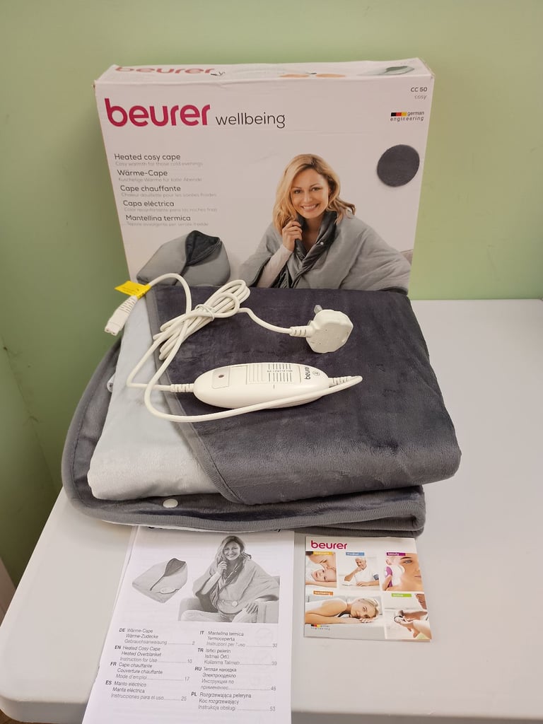 Beurer Wellbeing Heated Cosy Cape CC50