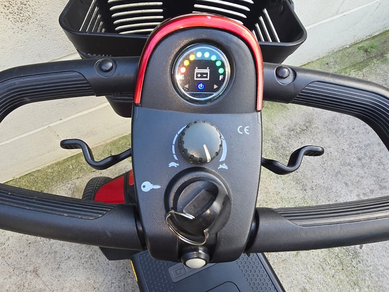 Mobility Scooter 4mph GoGo Elite Sport, Car Boot scooter