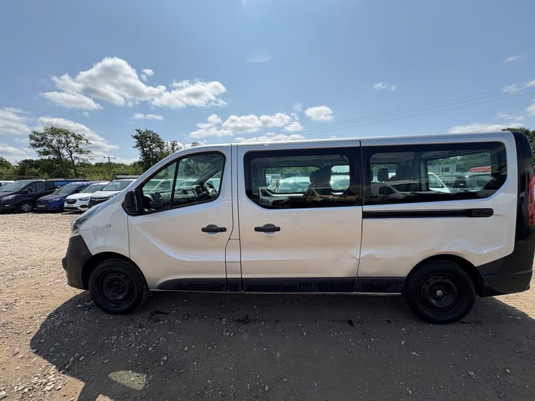 2018 Vauxhall Vivaro Vivaro  Combi CDTi S/S Minibus DIESEL Manual