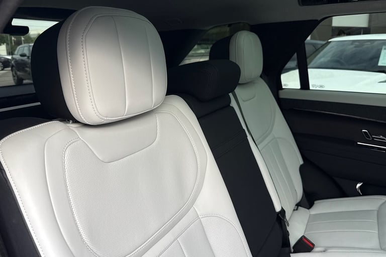 2023 Land Rover Range Rover Sport 3.0 P440e Autobiography 5dr SUV PETROL/ELECTRIC Automatic