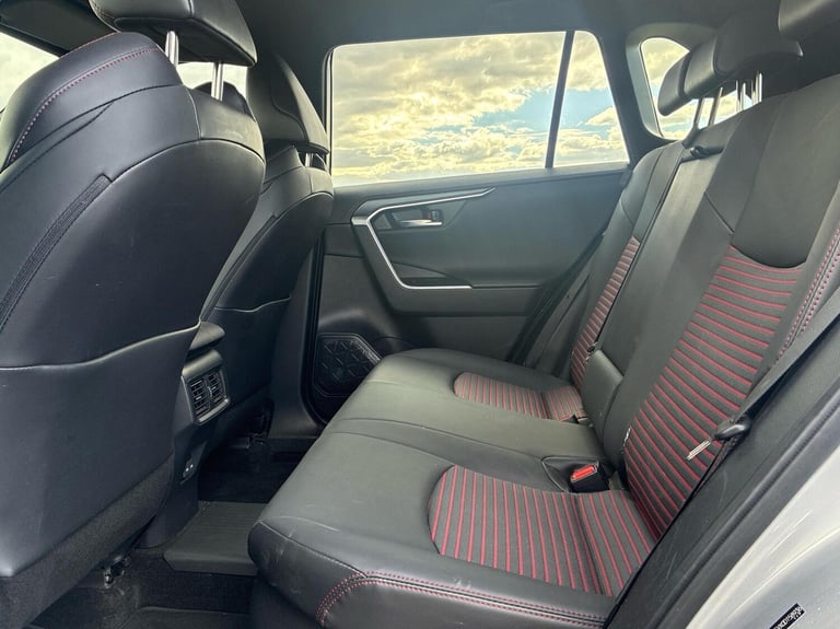 2023 Toyota RAV4 2.5 PHEV Dynamic 5dr CVT ESTATE PETROL/ELECTRIC Automatic